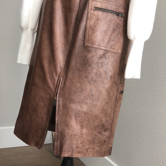 RARE Blur Leather Distressed Italian Skirt - Picture 5 of 12